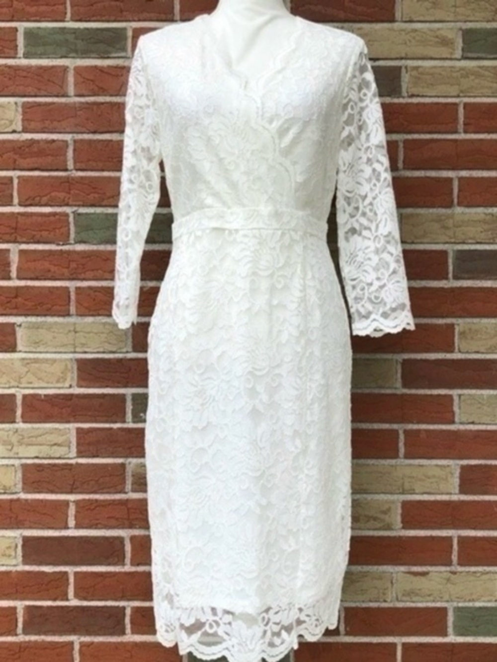 Thalia Sodi NWT Lace 3/4 Sleeve V-neck White Scalloped Hem Dress 👗